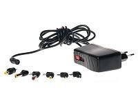 revolt Universal Steckernetzteil 3 - 7 Volt  2500 mA