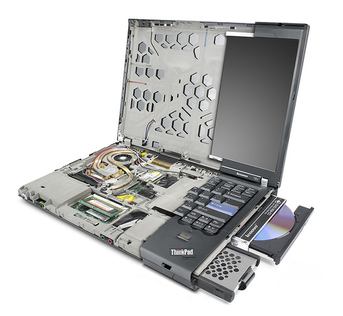 IBM T61 2Ghz 2Gb 100Gb DVD RW 15,4Zoll WXGA 6457-A88