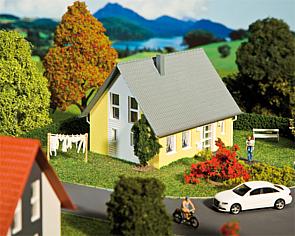 Faller 232322 Einfamilienhaus, gelb Spur N