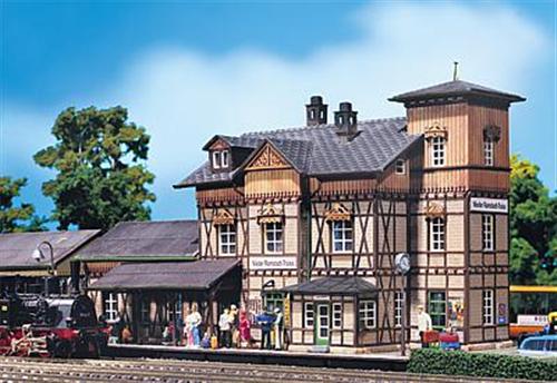 FALLER 193112 Bahnhof Nieder-Ramstadt-Traisa Fertigmodell