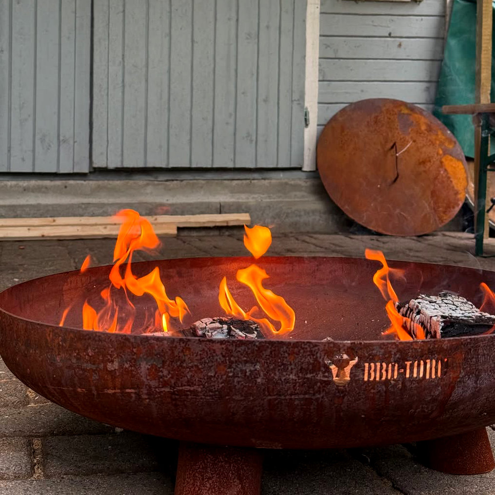BBQ-Toro Feuerschale für Garten und Terrasse, Feuerstelle Feuerwanne Lagerfeuer