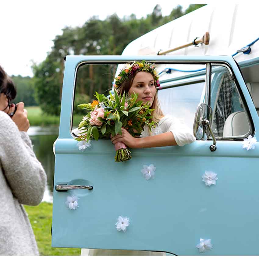 Autoschmuck Dekoration Brautauto NEU 8 Blumen mit silberner Perle als Hochzeits 