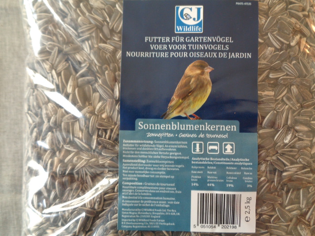 CJ Sonnenblumenkerne 149950619 gestreift Vogelfutter 1 kg Streufutter Wildvögel
