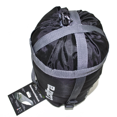 LOFTRA Schlafsack Compact 600 Leichtgewichts Hüttenschlafsack Mini Packmaß 700g