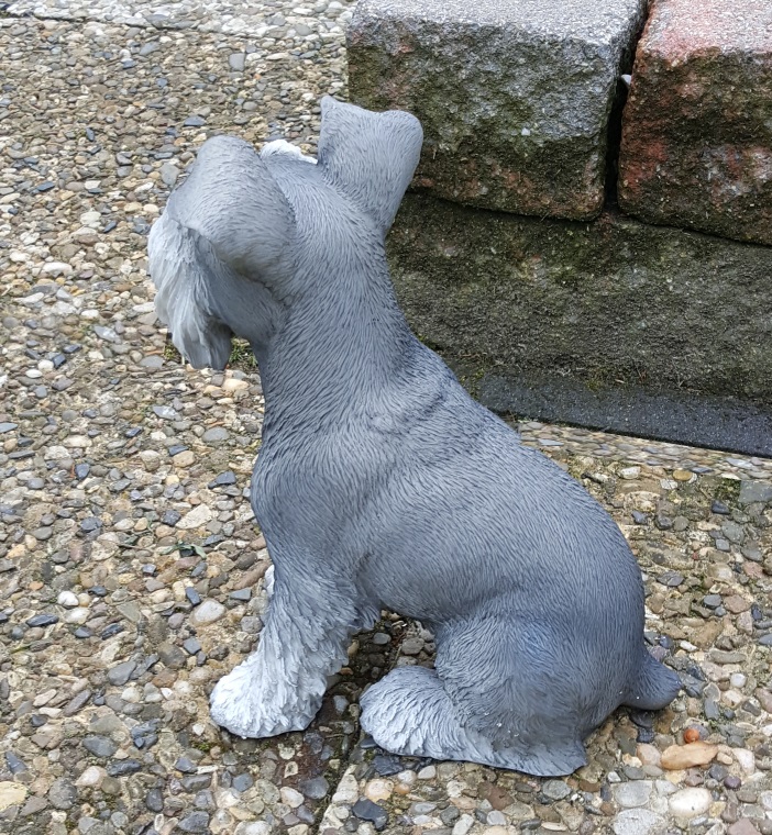 Deko Figur SCHNAUTZER HUND lebensechte Garten Tierfigur lebensgroß