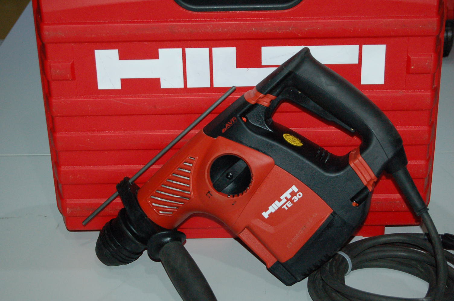 Hilti-TE30C AVR Bohrhammer/1-A Zustand+12 Monate Garantie *mit Koffer*