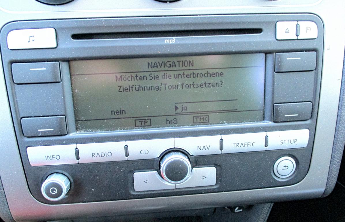 VW Touran RNS 300 MP3 Radio Navigation CD Wechsler Bj 2008