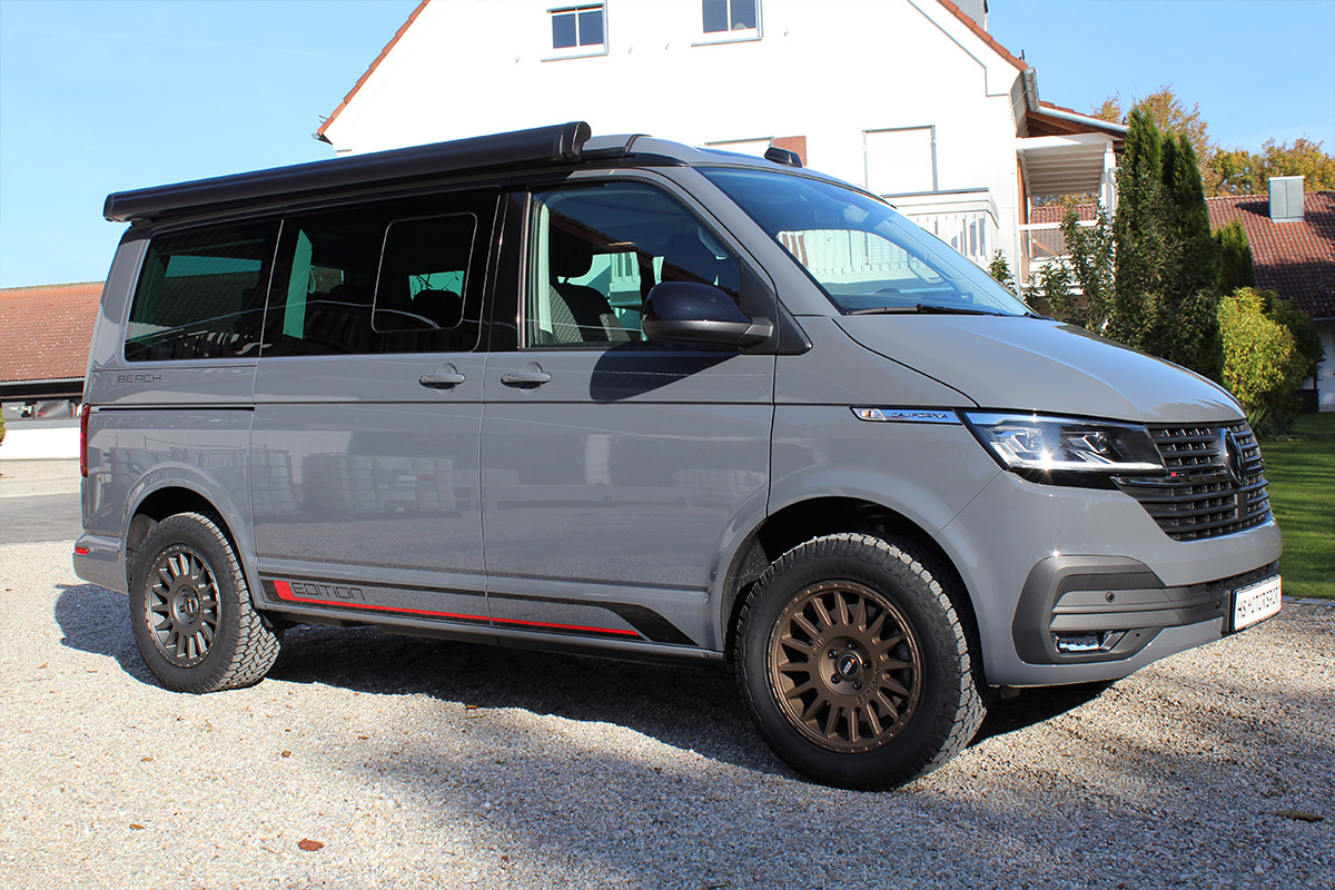Allterrain Felge 8x18 AT2 sand für VW T5 T6 T6.1 Twin-Monotube Projekt