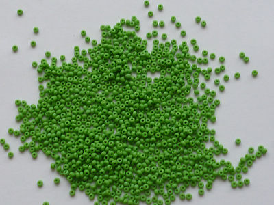 Rocaille 2 mm 10/0 hellgrün opak Indianerperlen 20 g