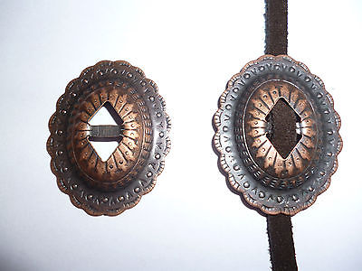 1 Stück Concho Antik Kupfer klein oval 32x25 mm Loch ca 6 mm