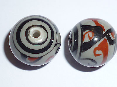 Perle China Kugel grau Porzellan ca 13 mm mit Muster