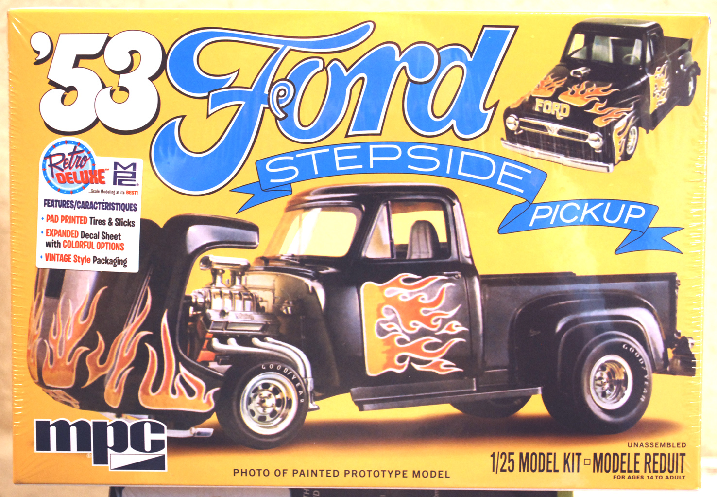 MPC 1007 1953 Ford Stepside Pickup 1:25