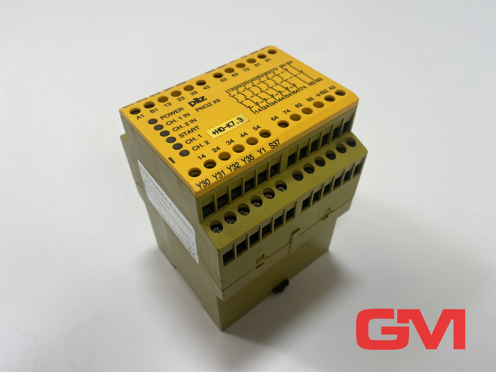Pilz 774605 Safety Relay for Industrial Automation by Pilz — General Accessories