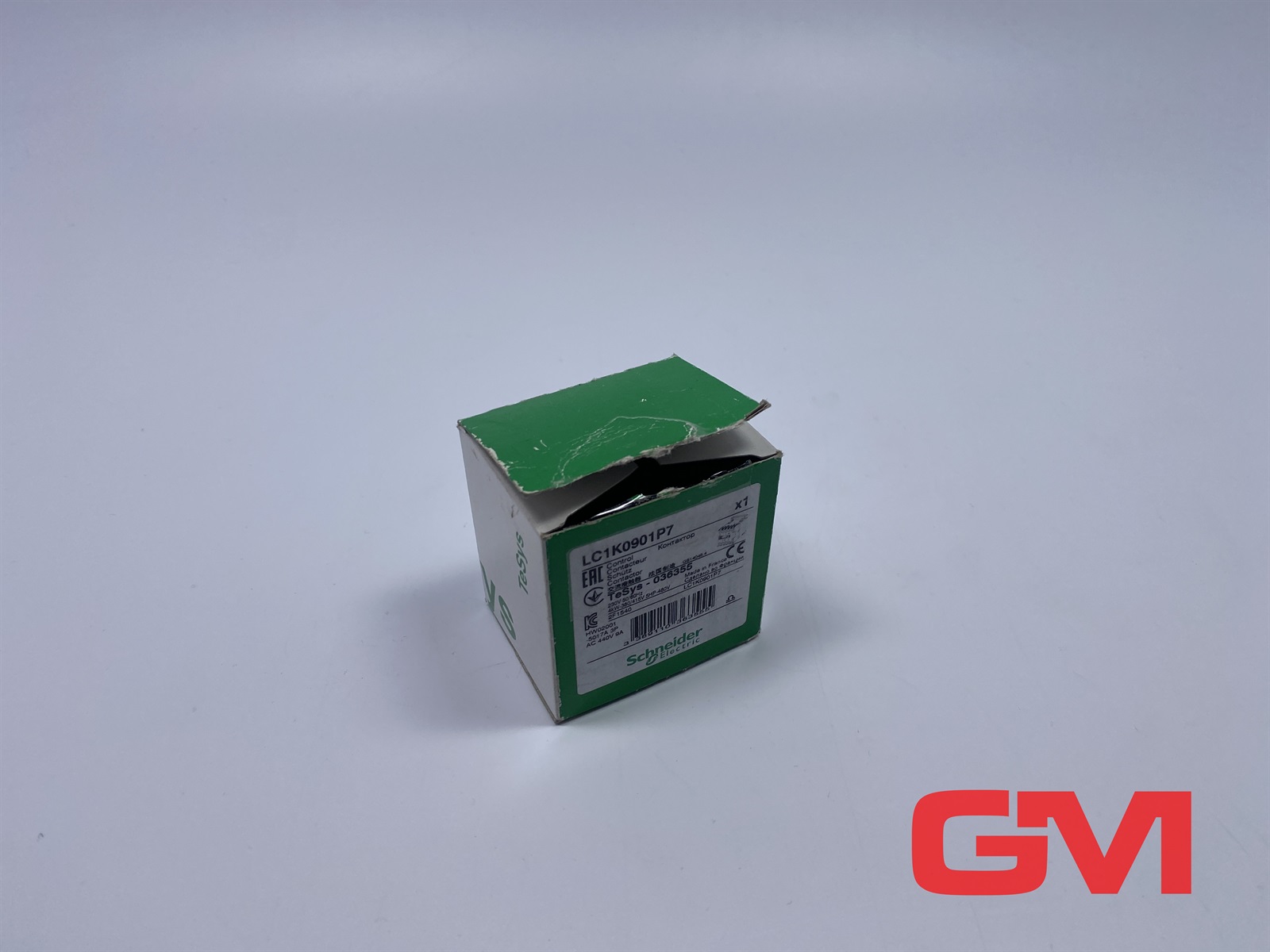 Schneider Electric LC1K0901P7 Contactor, TeSys K, 3P, AC-3, lt or eq to 440V 9A, 1 NC aux., 230VAC coil — Contactores y relés