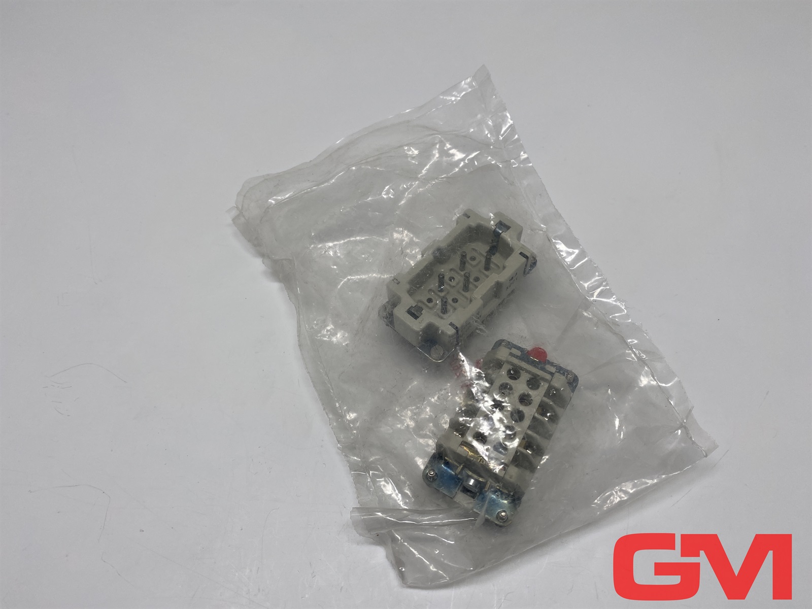 Harting 09340032601 Male Polycarbonate Screw Termination Inserts, Pebble Grey (RAL 7032), 16A Rated Current, Size 10B — Alimentatori e regolatori di potenza