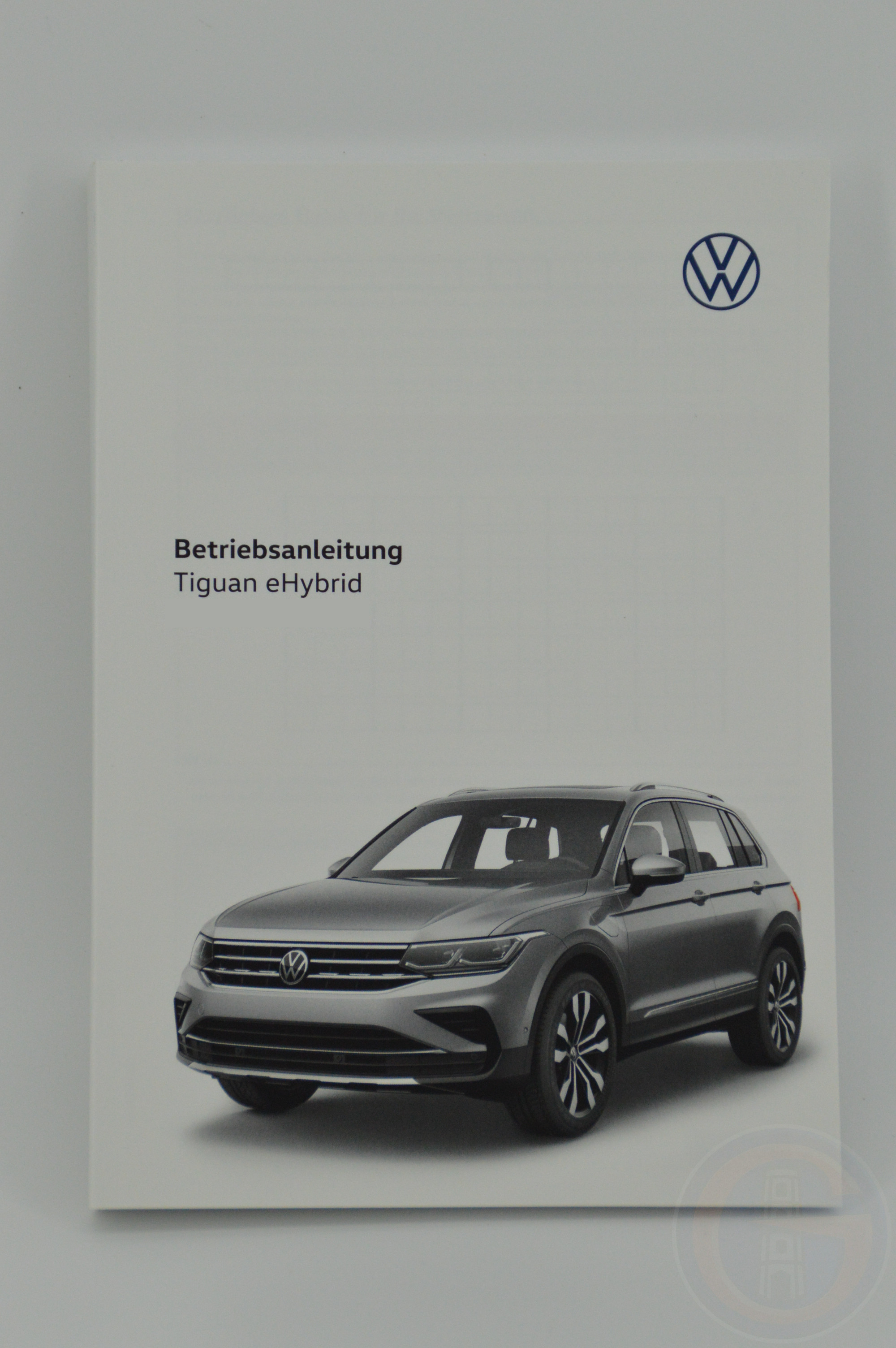 Original VW Tiguan eHybrid Bedienungsanleitung Betriebsanleitung Handbuch Bordbuch 11/2021 5NB012705AC
