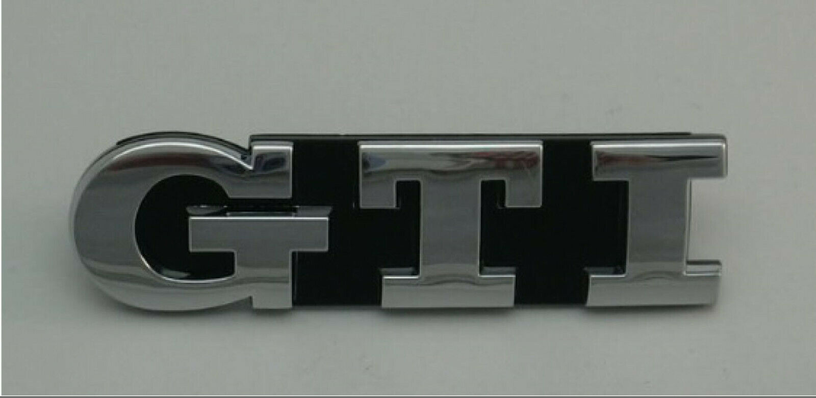 Original Volkswagen VW Golf V Polo GTI Emblem Logo Kühlergrill 1K6853679D FXC