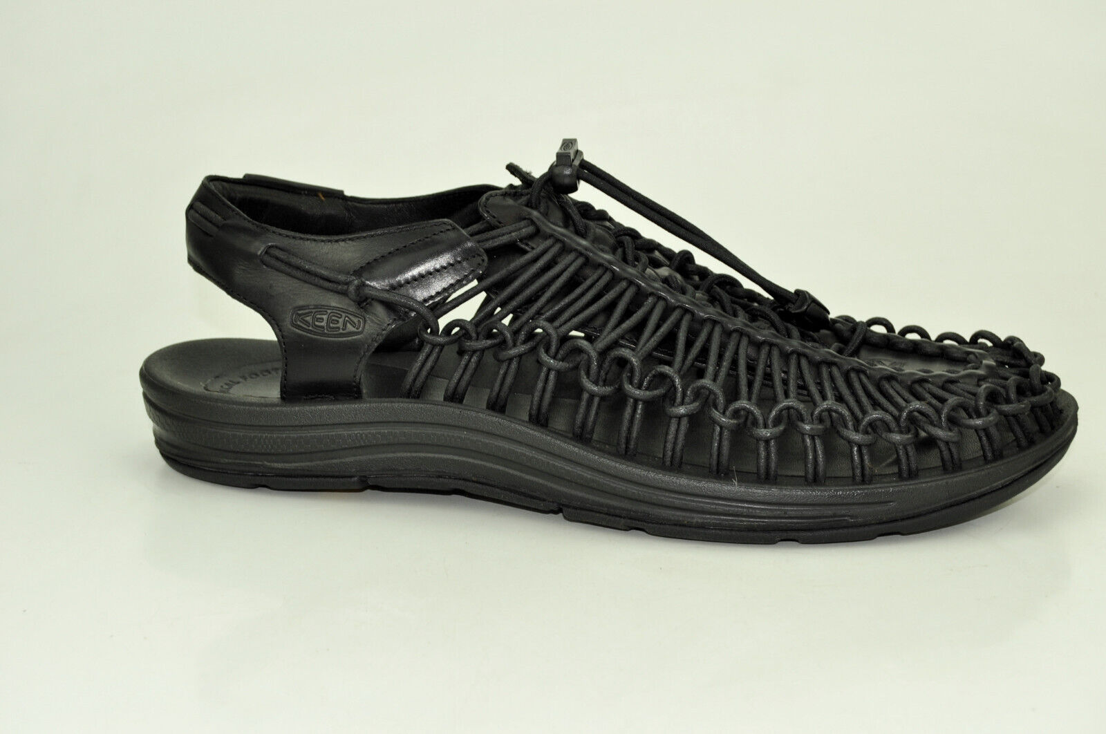 KEEN Uneek Premium Leather Sandalen Trekkingsandalen Ultra Leicht Herren Sneaker Schuhgröße EUR 44 - UK 9,5 - US 10,5