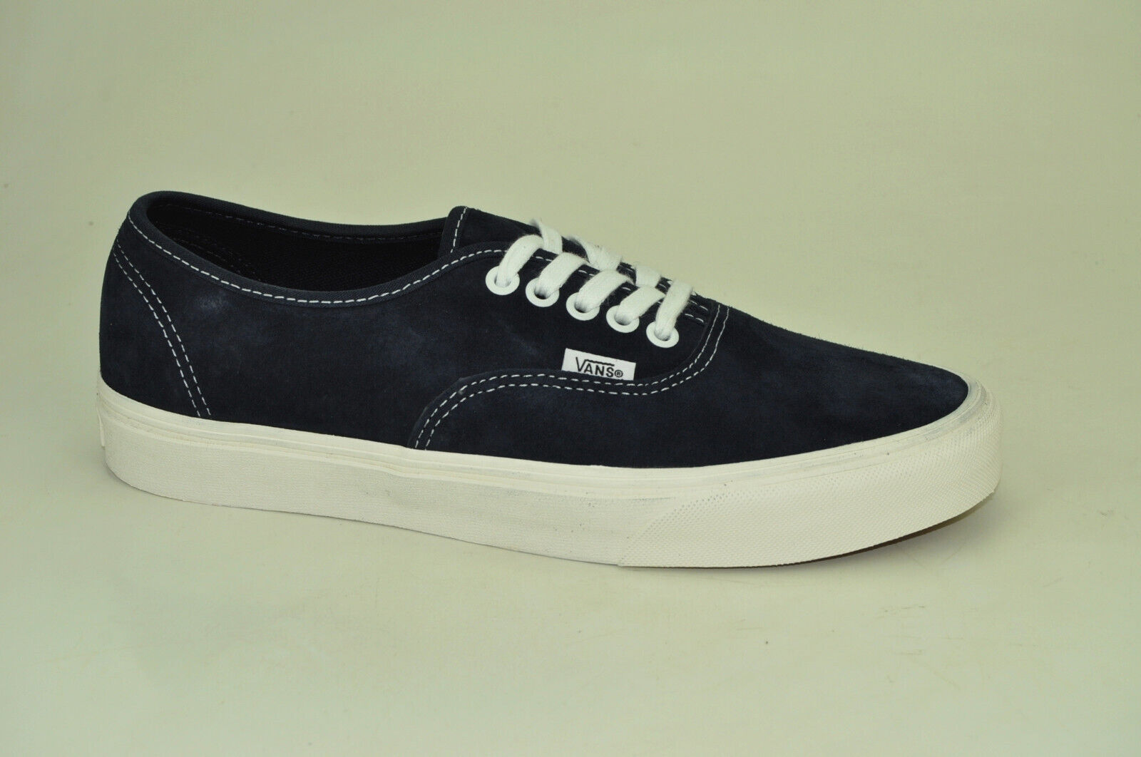 Vans Pig Suede Authentic Sneaker Turnschuhe Herren Schuhe VN0A5HZS9G51