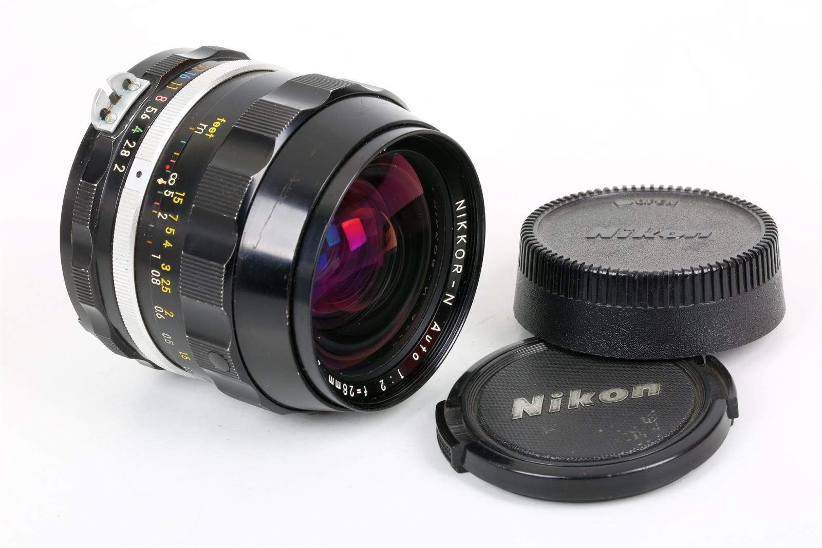 Nikon 28mm/2.0 Nikkor-N Auto 290924 heidi-foto
