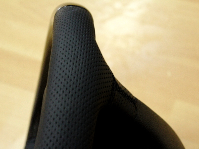 r230_sport_carbon3.JPG