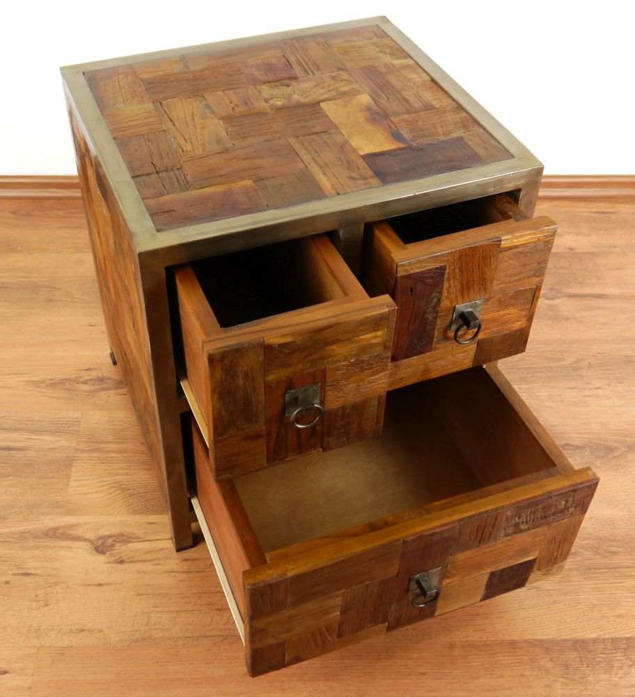 Nachtschrank aus Metall und alt recyclt Teakholz, Kommode, Java,Tisch