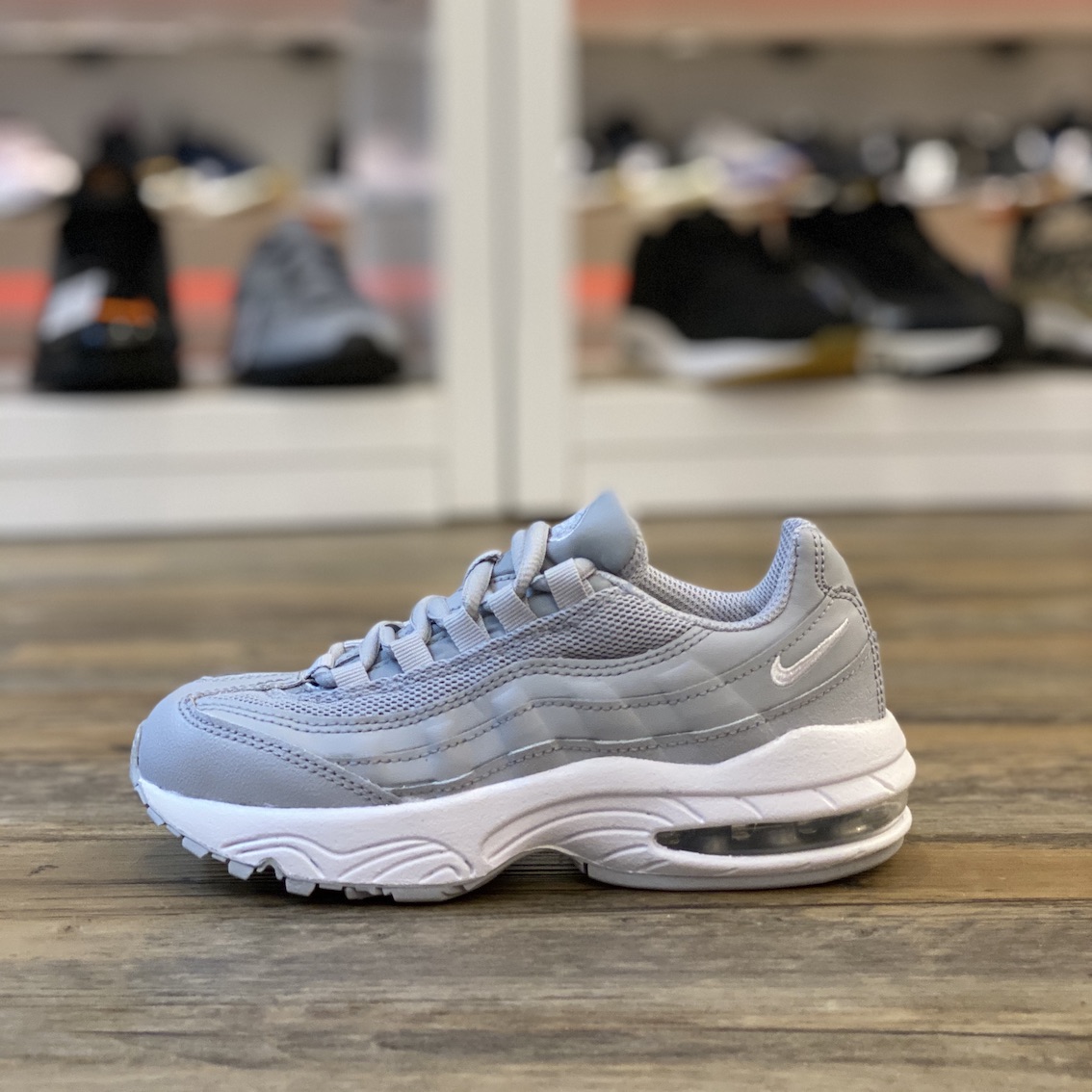 Details zu Nike Air Max 95 PS Gr.29,5 Schuhe Sneaker grau 270 Kinder 905461 024 Run Details zu Nike Air Max 95 PS Gr.29,5 Schuhe Sneaker grau 270 Kinder 905461 024 Run