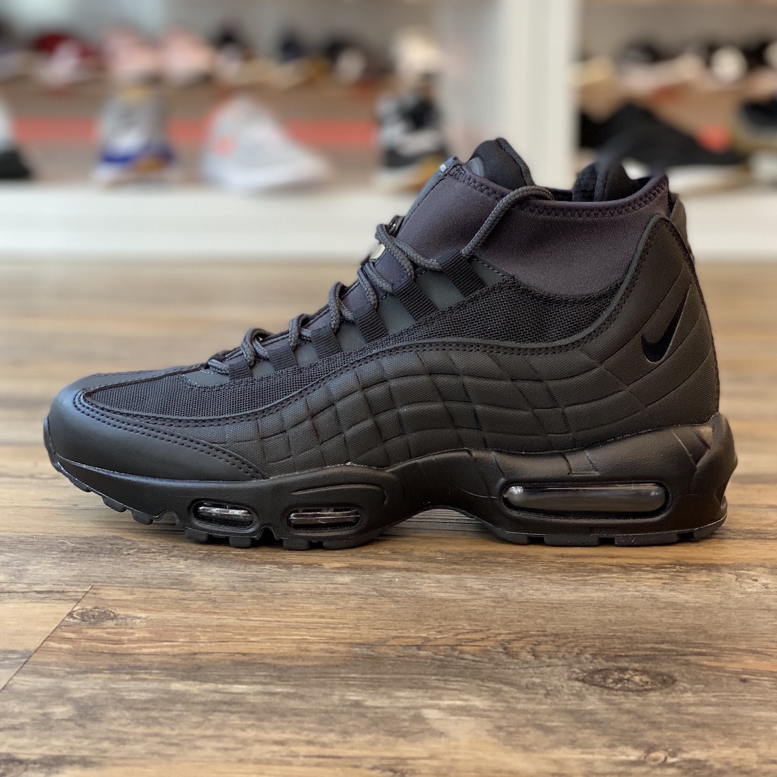 Details zu Nike Air Max 95 Boots Gr.41 Sneaker Schuhe Winter schwarz 806809 001 Herren Details zu Nike Air Max 95 Boots Gr.41 Sneaker Schuhe Winter schwarz 806809 001 Herren