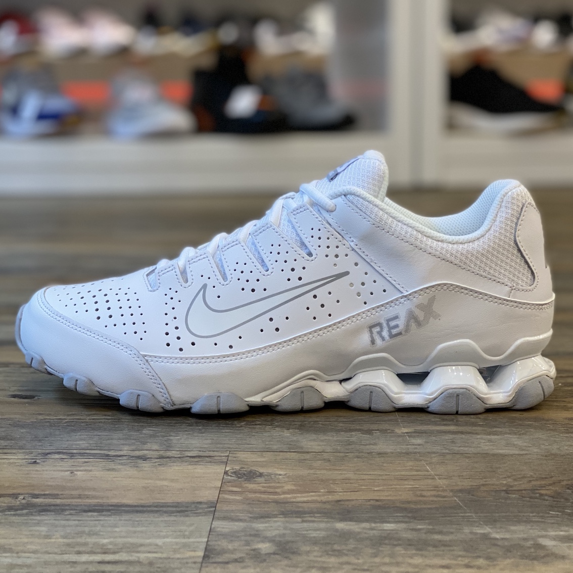 nike reax weiß